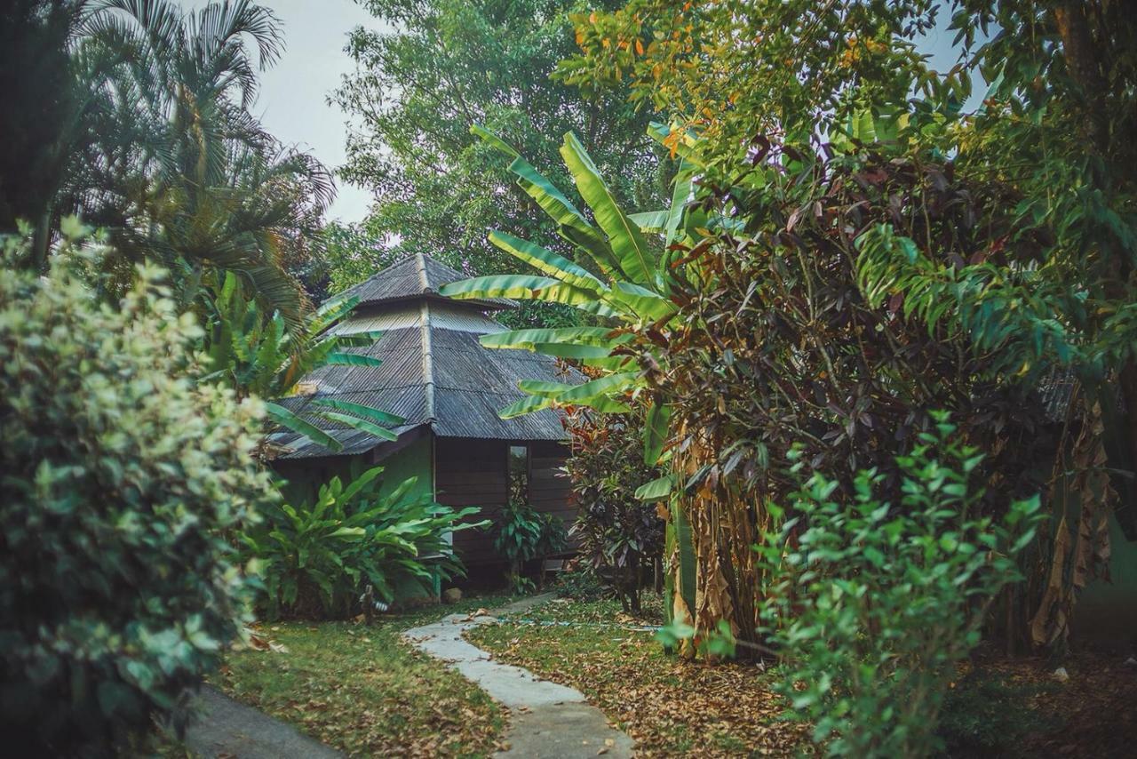 Kalm Pai Hotel Exterior foto
